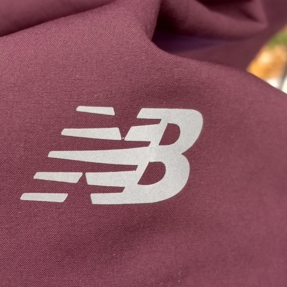 New Balance women's jacket - Picture 7 of 10